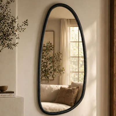 Miroir mural avec cadre en bois de manguier noir, 28 x 60 po