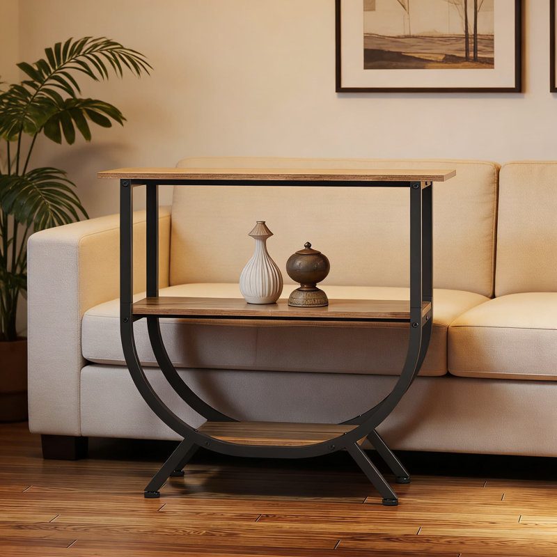 Console industrielle avec 3 tablettes ouvertes, canapé d'entrée pour le couloir du salon derrière le canapé, structure en métal robuste et rangement en bois rustique
