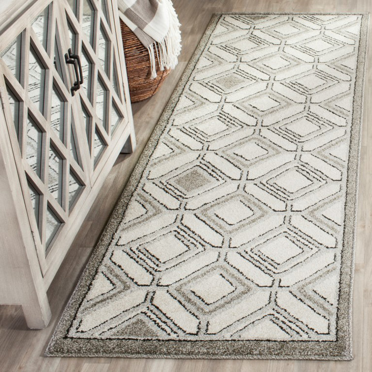 Amherst Performance Geometric Rug