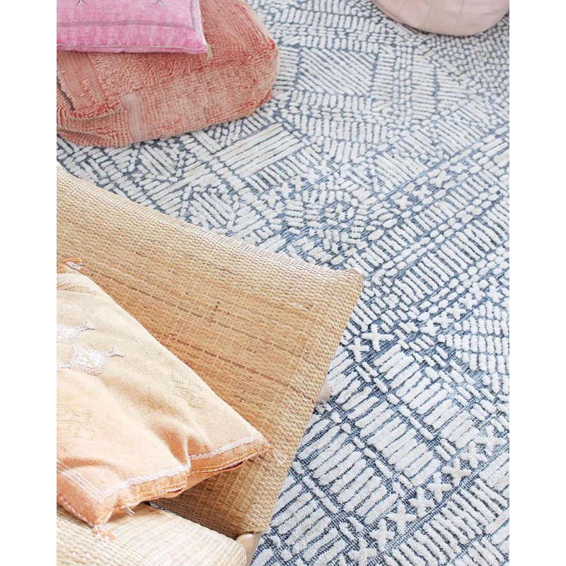 Dacee Geometric Rug, Rectangle 8 pi x 10 pi