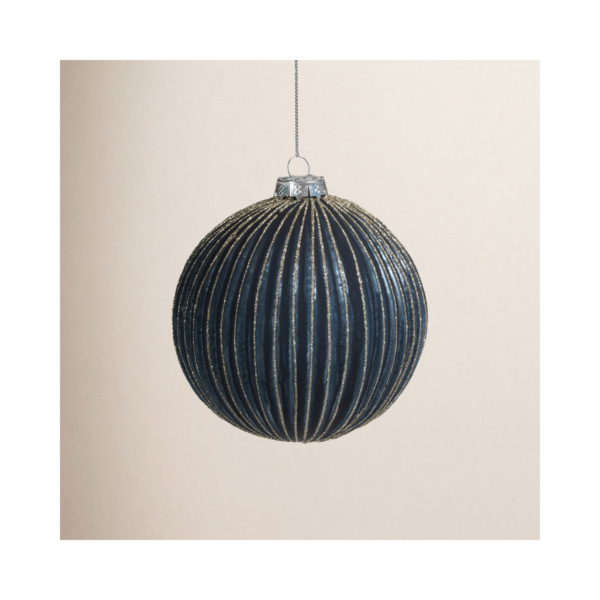 Ridged Set of 4 Ball Ornament