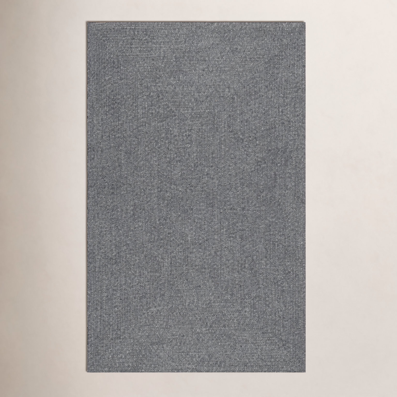 Edie Gray White Hand-Braided Outdoor Shag Rug, Charcoal, Rectangle 6' x 9'