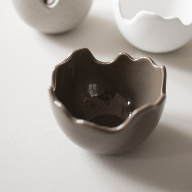 Sculpture, Dust, 3.1496" H x 4.33" W x 4.33" D