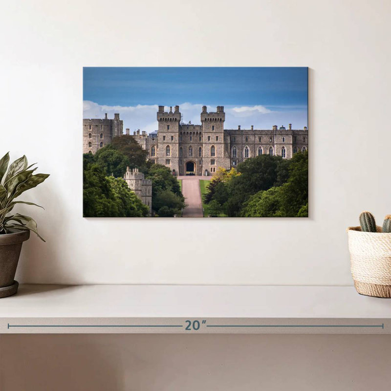 Kavia Windsor Royal Castle, 8" H x 12" W