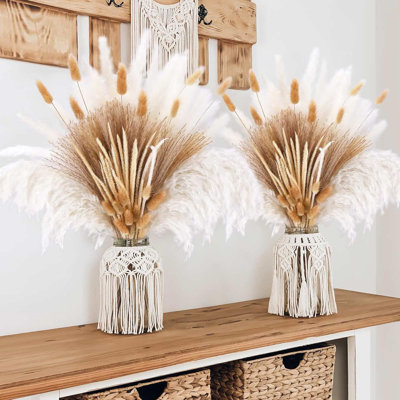 Magellan Grass Fluffy Arrangement