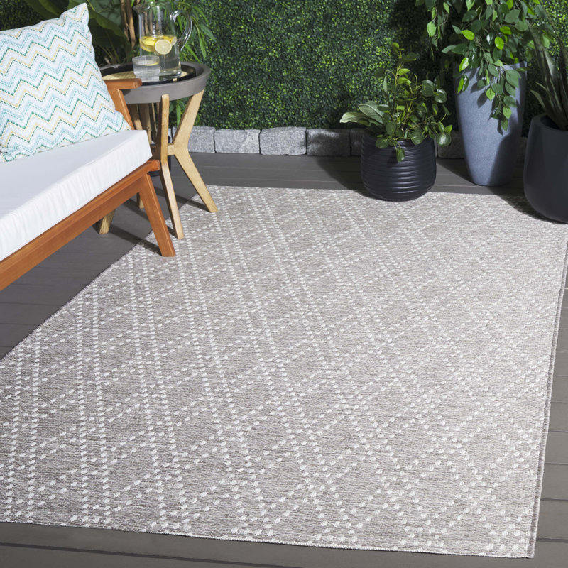 Yuusuf 850 Polypropylene/Polyester Geometric Indoor/Outdoor Rug in Lavender/Gray, Rectangle 5'3" x 7'6"