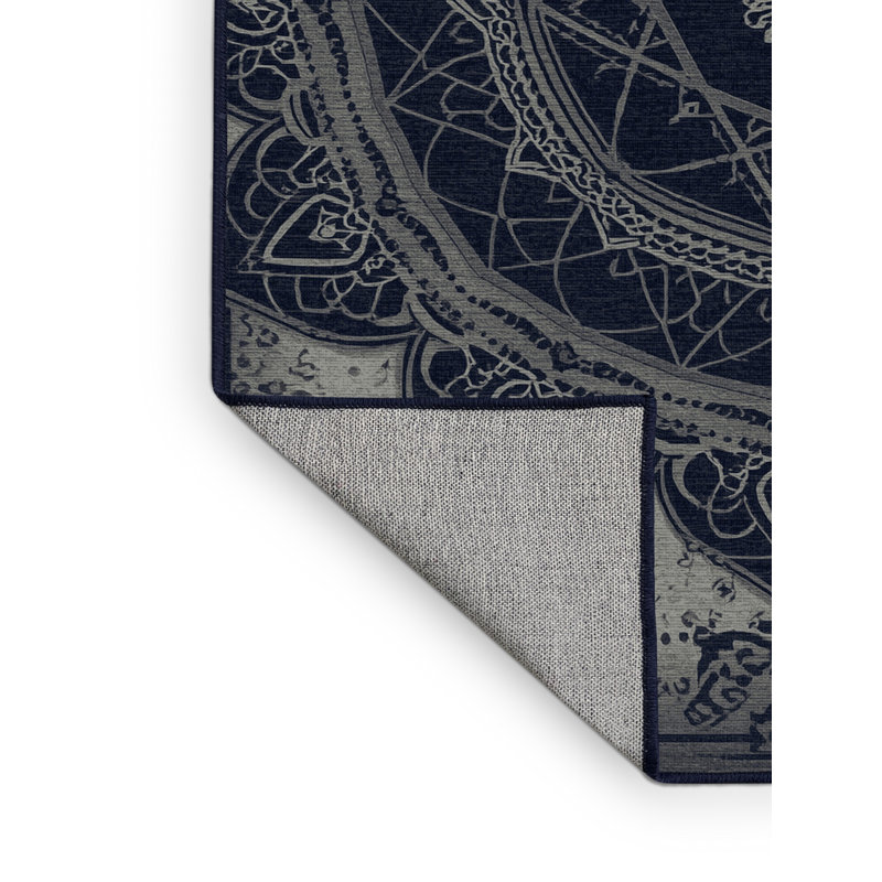 Machine Washable Wynsum Global Inspired Geometric Shapes Rug in Gray – Navy Binding, 7x10