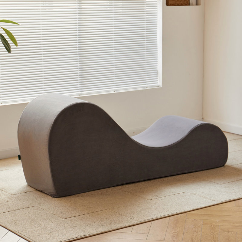 Chaise longue Solace, conception ergonomique avec noyau en mousse haute densité à la fois doux et ferme, housse amovible lavable à la machine