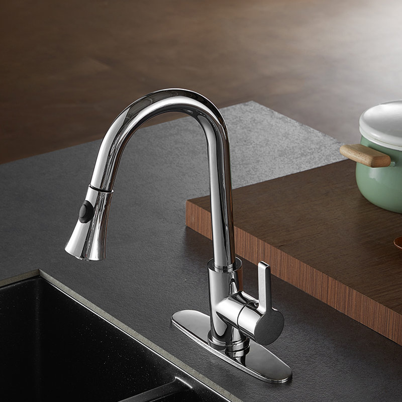 Kingston Brass Continental Single-Handle Pull-Down Kitchen Faucet, Polished Chrome