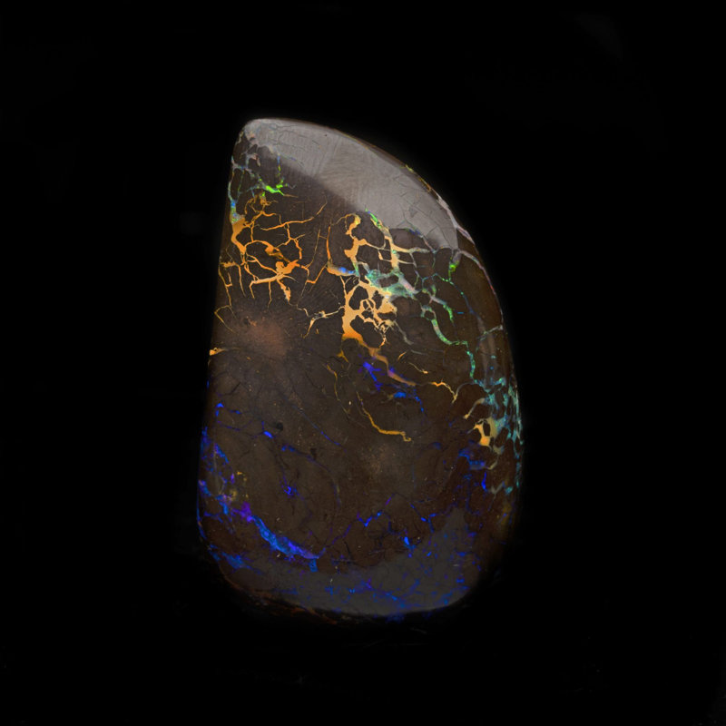 Koroit noix opale Boulder / / 217,5 carats