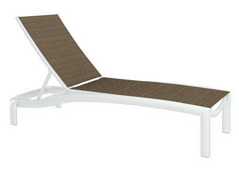 Kor Outdoor Chaise Lounge, Sparkling Water, Snow