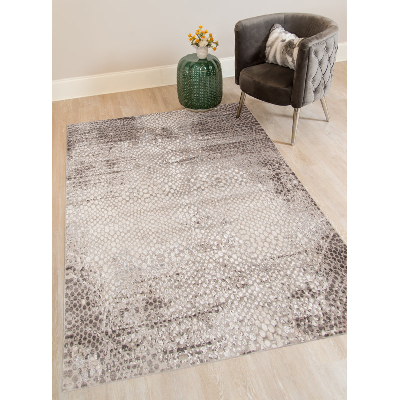 Tenaya Transitional Animal Print Premium Polyester High-Low Performance Area Rug, Rectangle 3'11' x 5'7"