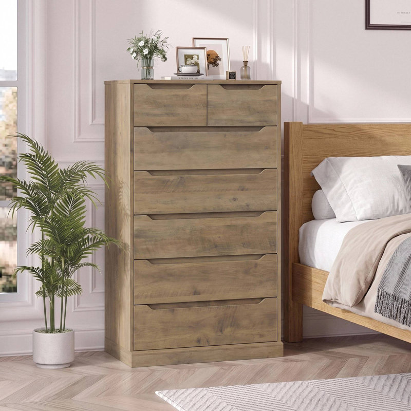 7 - Drawer Dresser, Natural