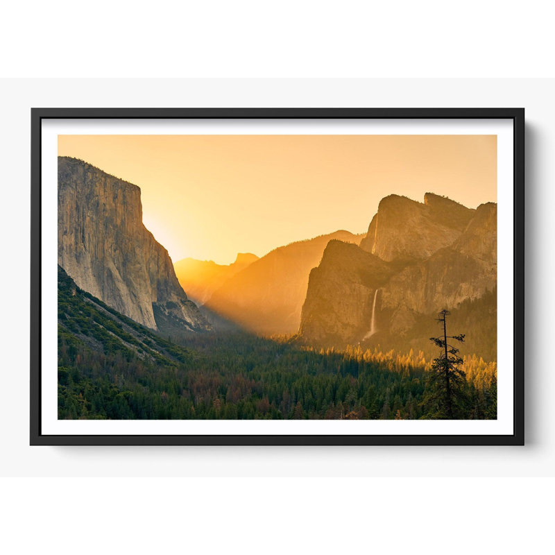 «El Cap Sunset», Impression encadrée avec passe-partout, Noir, H 30 po x l 42 po