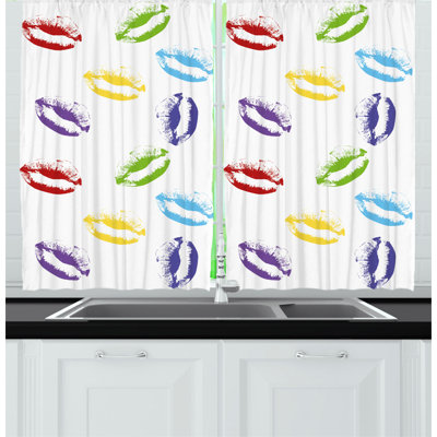 Pointed Kitchen Curtain