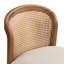 Tabouret de bar Cayli, hauteur d'assise 66 cm, style moderne du milieu du siècle, en bois d'hévéa naturel, avec dossier en rotin et assise rembourrée.-135737777-135737781