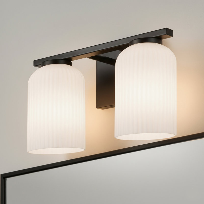 Éclairage pour meuble-lavabo Brunt, H 8,25 po x l 12,5 po x P 7 po, Noir mat, Deux lumières