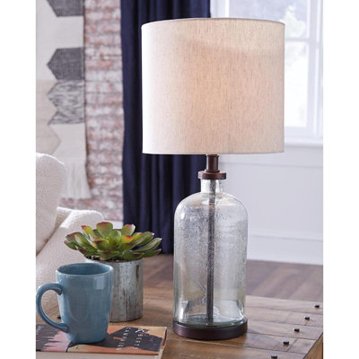 Lampe de table claire 22 po Batty