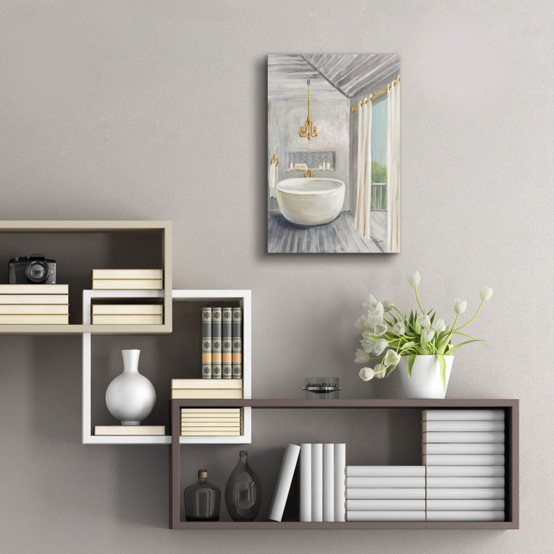 Art mural en verre acrylique 16 po x 24 po «Attic Bathroom 2 Grey Wood» par Silvia Vassileva, H 24 po x l 16 po