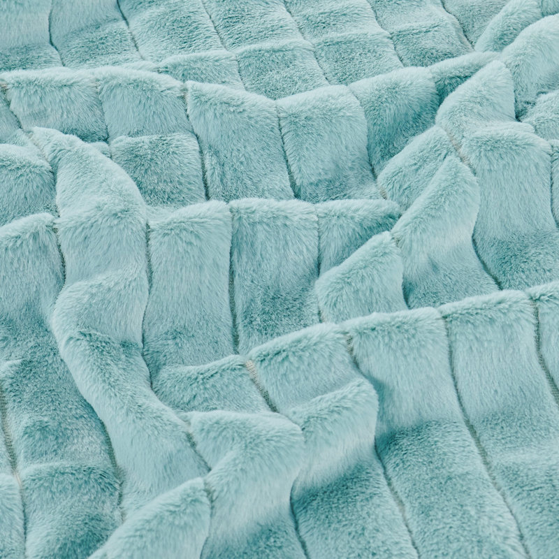 Jeté en fausse fourrure Luxury, 60 po x 80 po, Turquoise pastel