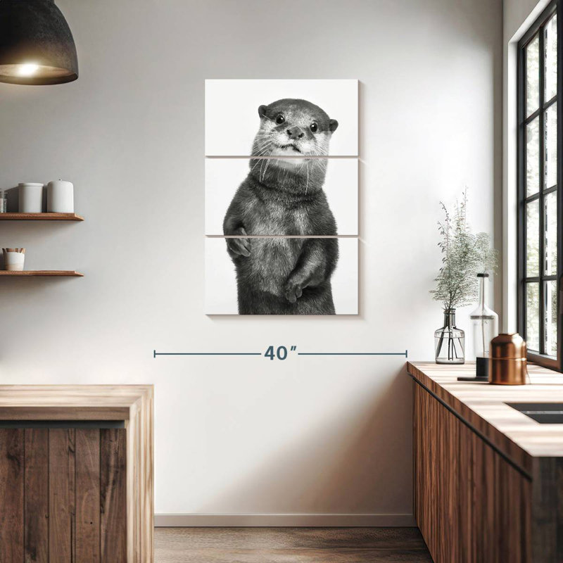 Brampt Monochrome Otter, 38" H x 24" W