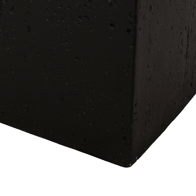 L 22 Planter Box, Black