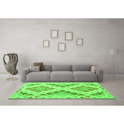Kyraa Washable Geometric Indoor Rug
