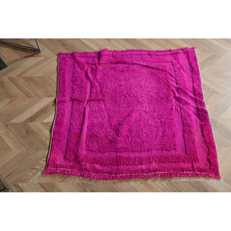 Soft Pink Handcrafted Rug Perfect For Adding A Touch Of Charm And Warmth To Any Room In Your Home