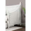 Lit de jour simple de style transitionnel, couleur blanche, détails de moulures, conception d'affiche avec fleurons, structure en bois massif, option de matelas pour les espaces de vie