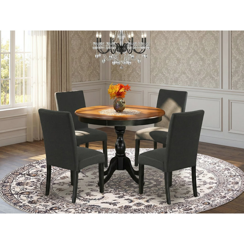 L'ensemble de salle à manger 5 pièces rondes comprend une table de salle à manger en bois et 4 chaises de salle à manger Parson en tissu noir avec dossier haut - finition noire