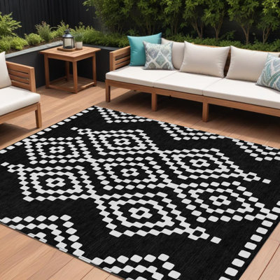 Tapis intérieur et extérieur lavable 8 pi x 10 pi noir et ivoire