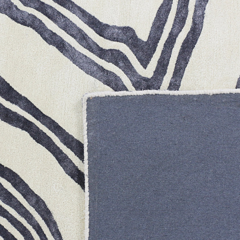 Tapis gris ivoire / béton touffeté à la main Dashing Away, Tapis de couloir 2 pi 6 po x 7 pi