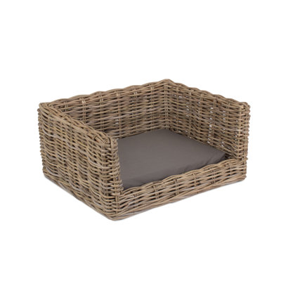 Zahir Luxury Rattan Dog Sofa Bed