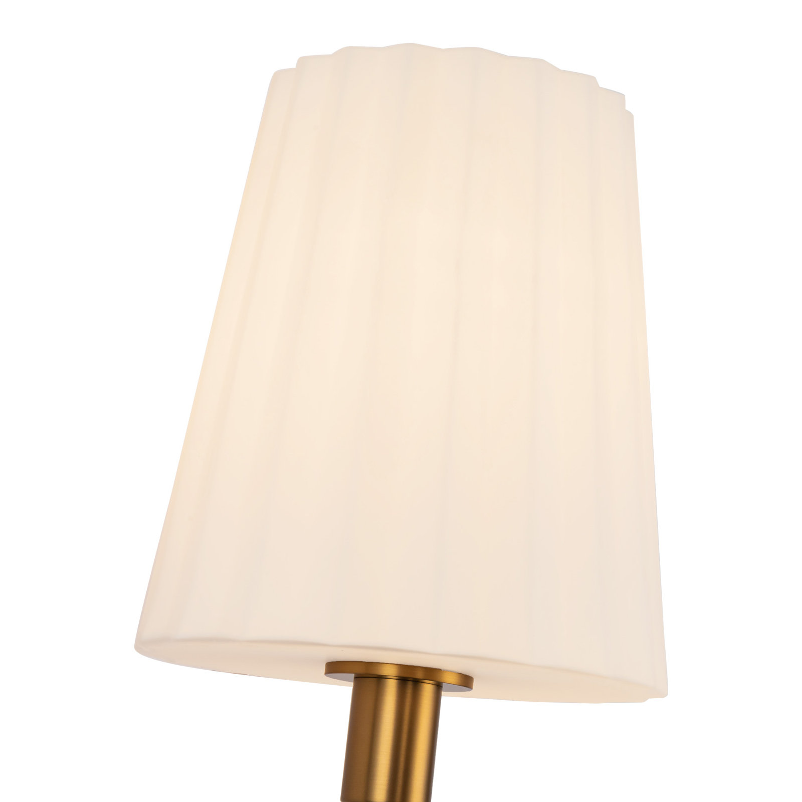 Tindra Single Ribbed Bath Sconce, Aged Gold