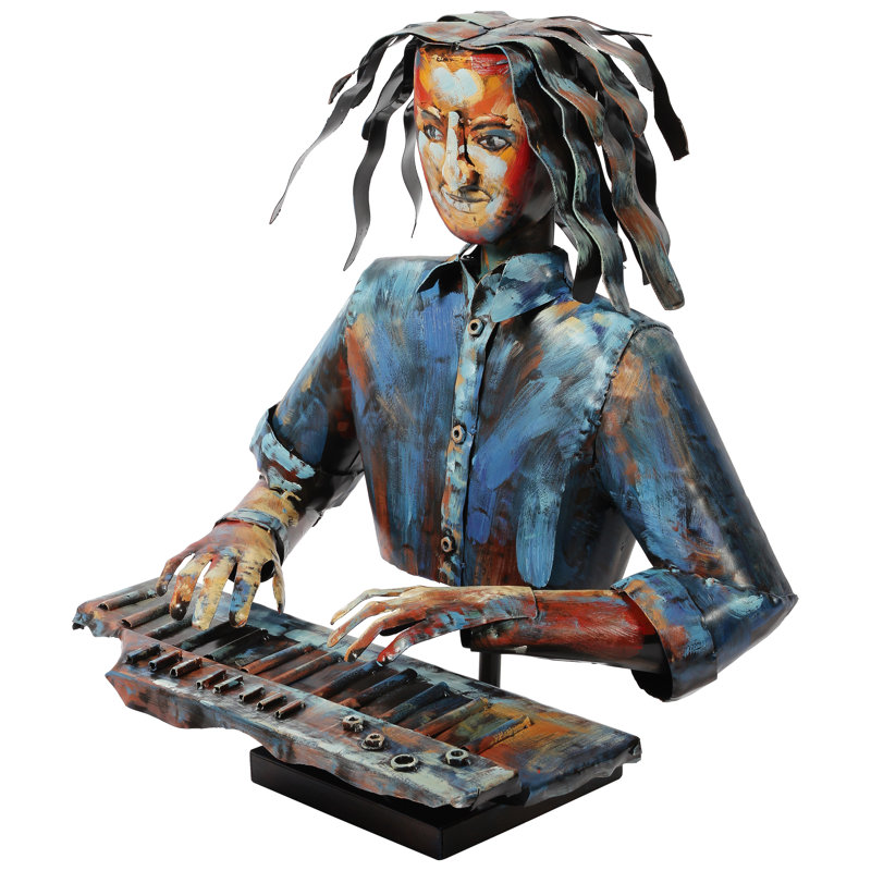 Figurines & Sculptures