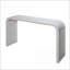 Table basse blanche délavée de 59 po avec motif de perles incurvées, peu encombrante pour le salon d'entrée