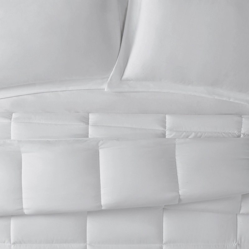 Truly Calm Antimicrobial Box Stitch Comforter, Full / Queen Comforter + 2 Shams, Gray