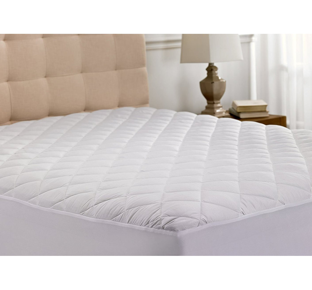 Hamida Hypoallergenic Quilted Mattress Pad with Deep Pocket Alwyn Home Bed Size: Queen
