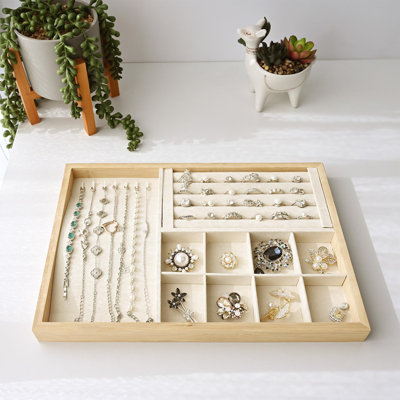 Plateau de rangement pour bijoux en bambou, plateau de rangement pour tiroir à bijoux avec insertions en suède beige pour bagues, boucles d'oreilles, colliers, bracelets, couleur beige