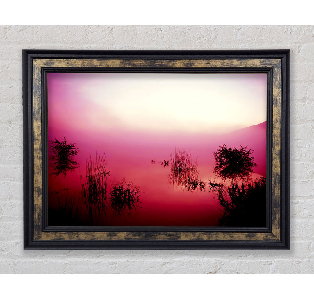 Pink Misty Lake - Einzelner Bilderrahmen Kunstdrucke