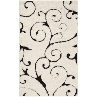 Chanhassen Shag Performance Floral Rug