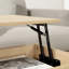 Table basse en rotin à plateau relevable avec rangement dissimulé et tablette ouverte