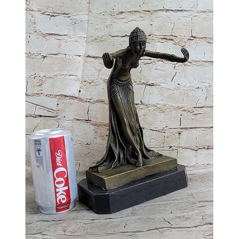 Figurine sculptée en bronze sculpté art nouveau