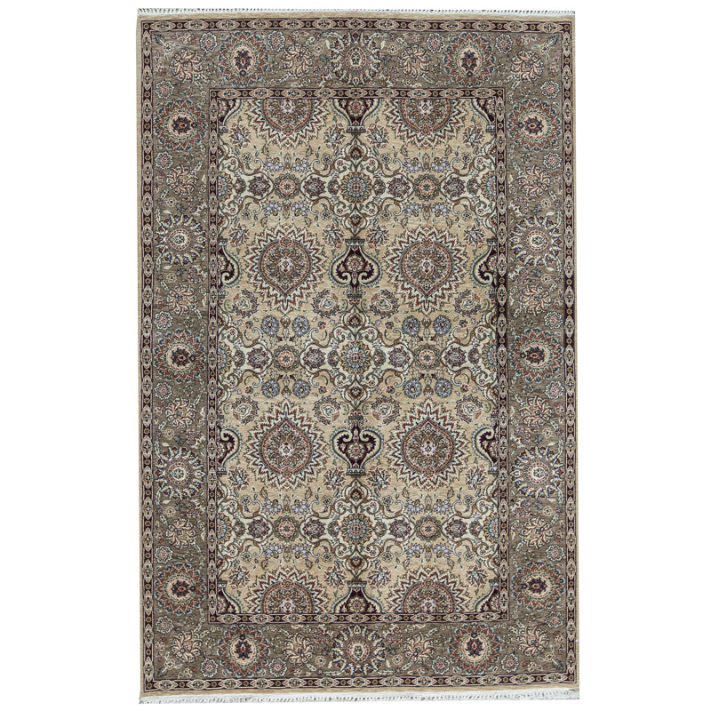 Tapis brun de haute qualité noué à la main