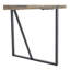Ensemble de table et de chaises.Une table de salle à manger rectangulaire rétro minimaliste avec un plateau texturé et des pieds en métal noir. Des chaises en tissu brun avec des pieds arqués noirs.-897293975
