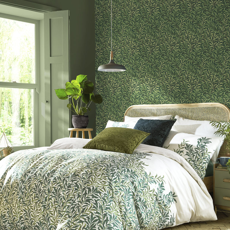 William Morris At Home SS24 Floral Wallpaper Double Roll, Deep Green