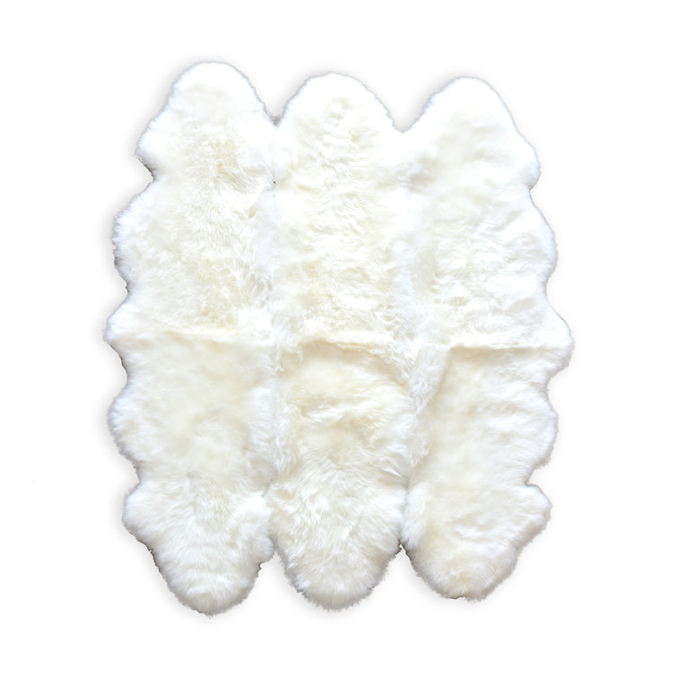 Colello Natural New Zealand Sheepskin Area Rug