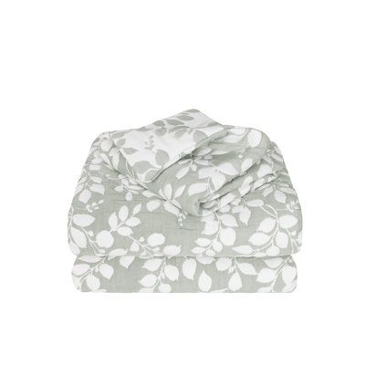 Leaves Soft Reversible 3 Piece Quilt Set