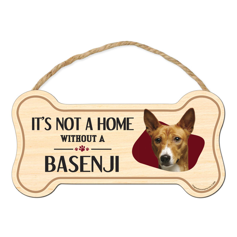 Ce n'est pas une maison sans notre enseigne de race de bois en forme d'os Basenji