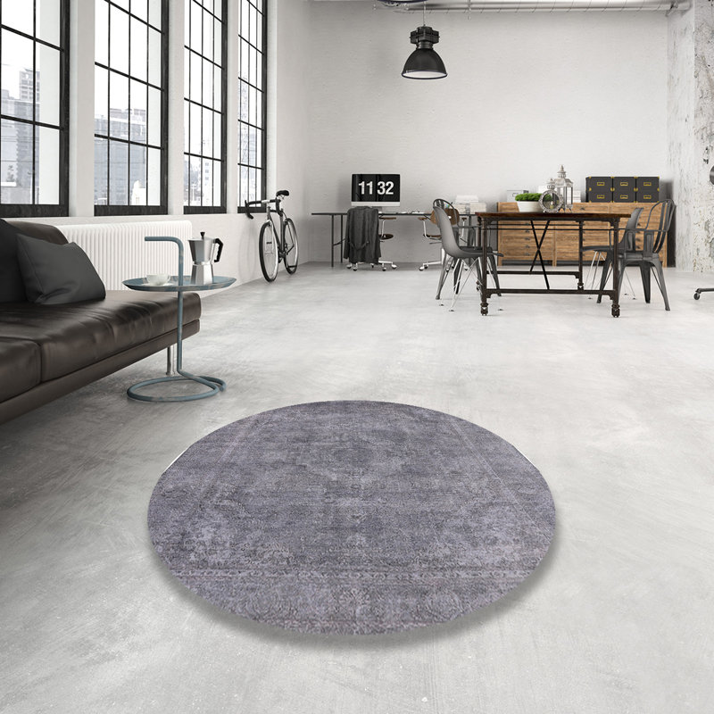 Tapis gris Izayah, Rond 3 pi